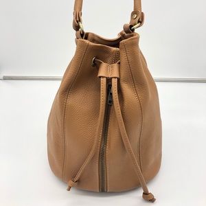 Status Anxiety Premonition Bucket Bag in Caramel Brown